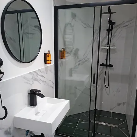 Penzion Bed Cauchy 3*