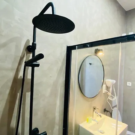 Pensjonat Bed Cauchy 3*