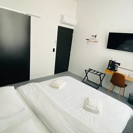 Penzion Bed Cauchy 3*